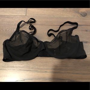 VICTORIA’S SECRET Black Unlined 36C Bra